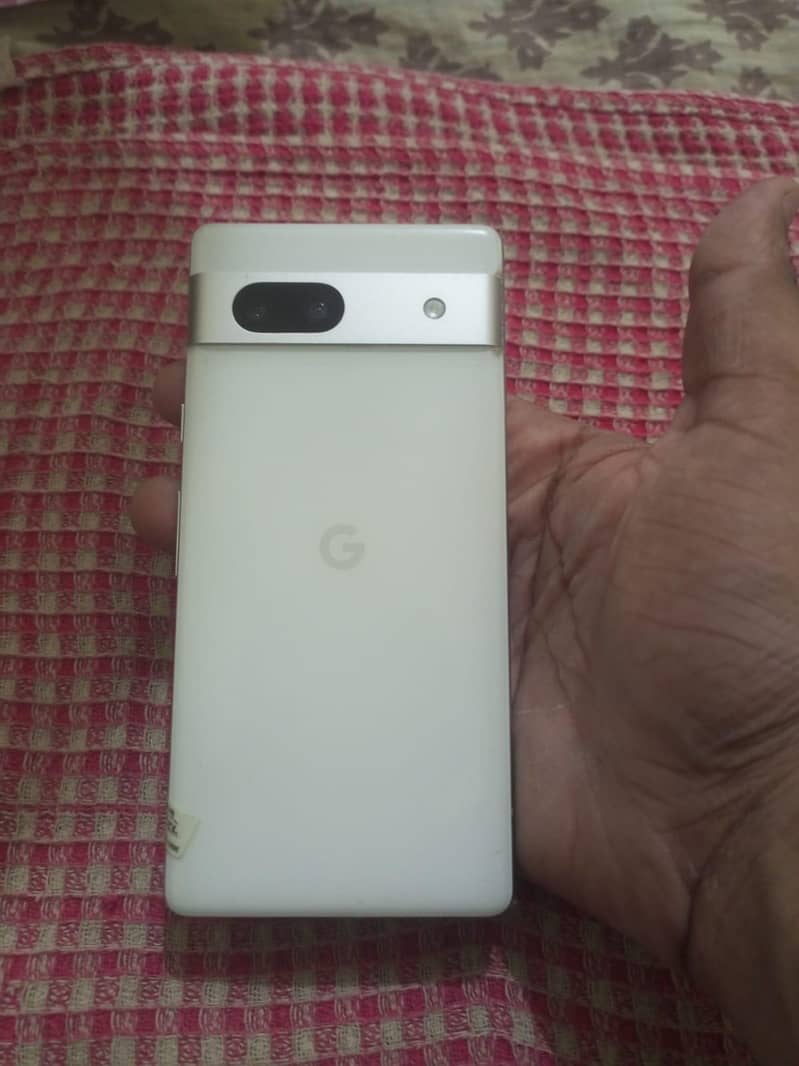 Google Pixel 7a 1