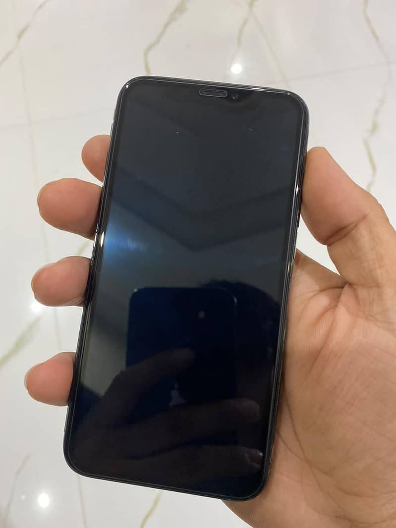 Apple iPhone X 0
