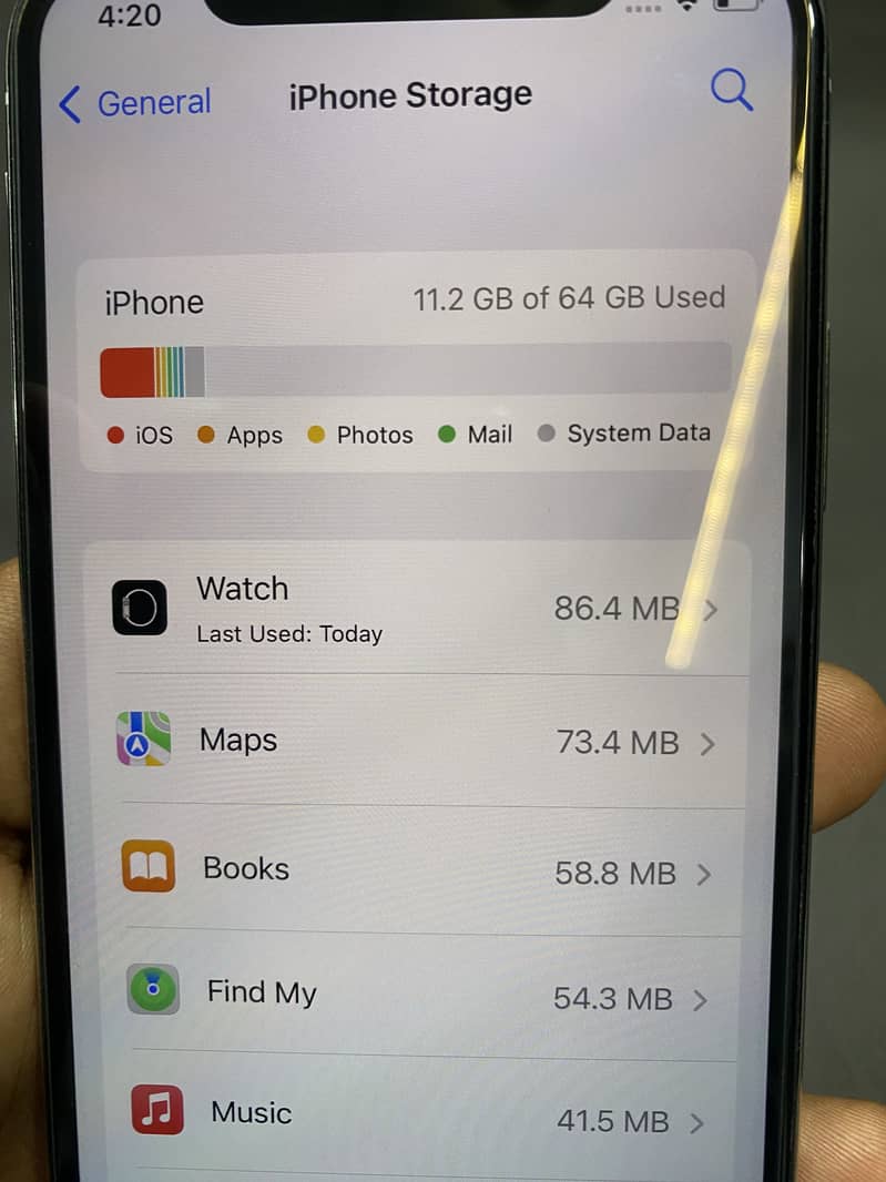 Apple iPhone X 4