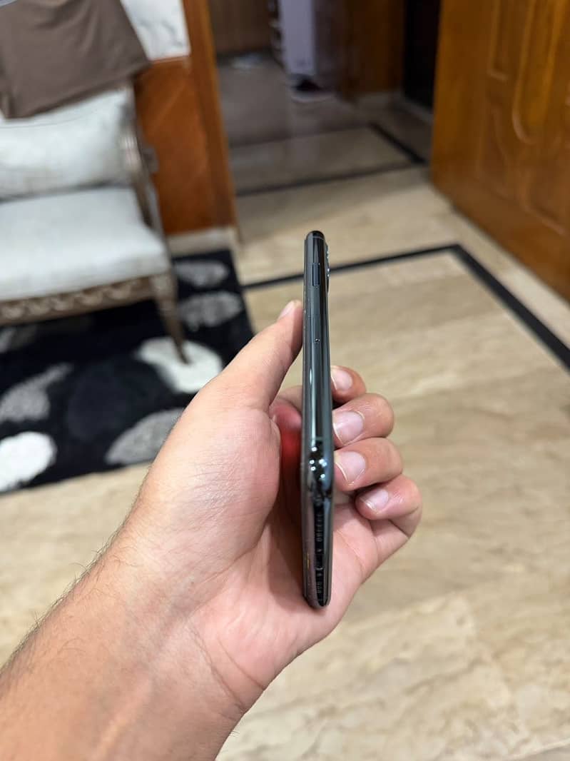 Apple iPhone 11pro 2