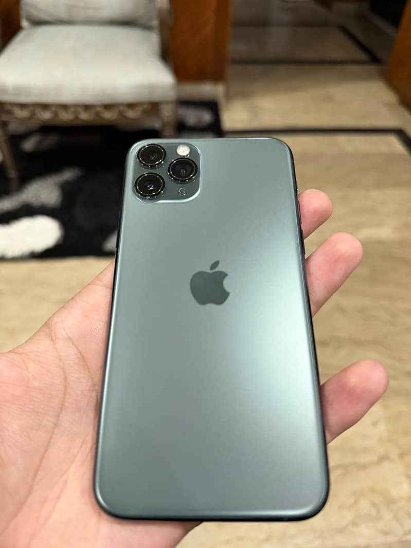 Apple iPhone 11pro 4