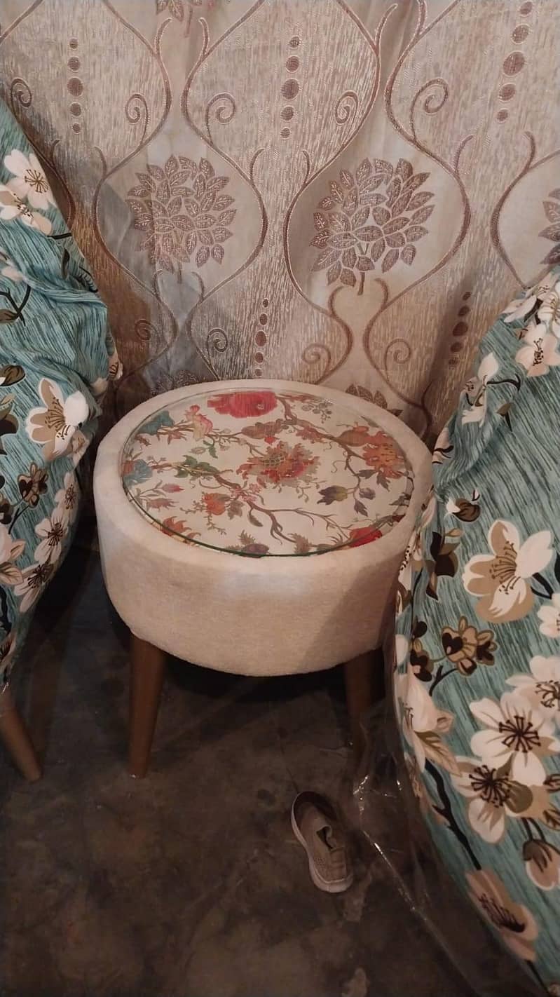 chairs 1