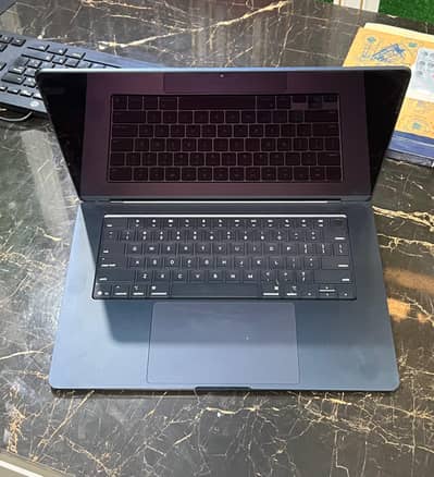 Macbook Air 2025 M4 16/512 | Non Active | Apple