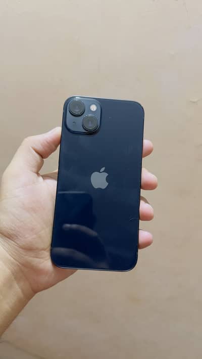 Apple iPhone 13