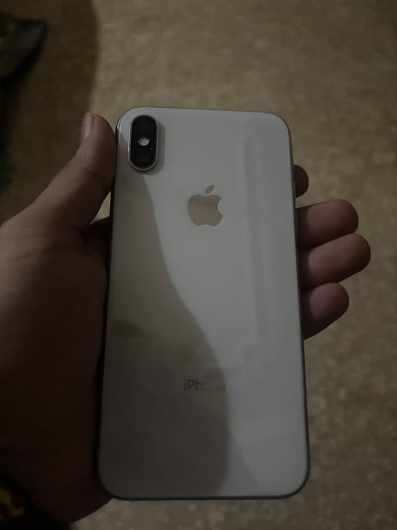 Apple iPhone X 3
