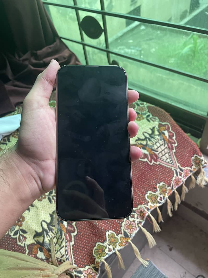 Apple iPhone 16 Pro Max 5
