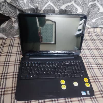 Dell laptop Inspiron 3521