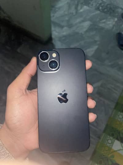 Apple iPhone 13