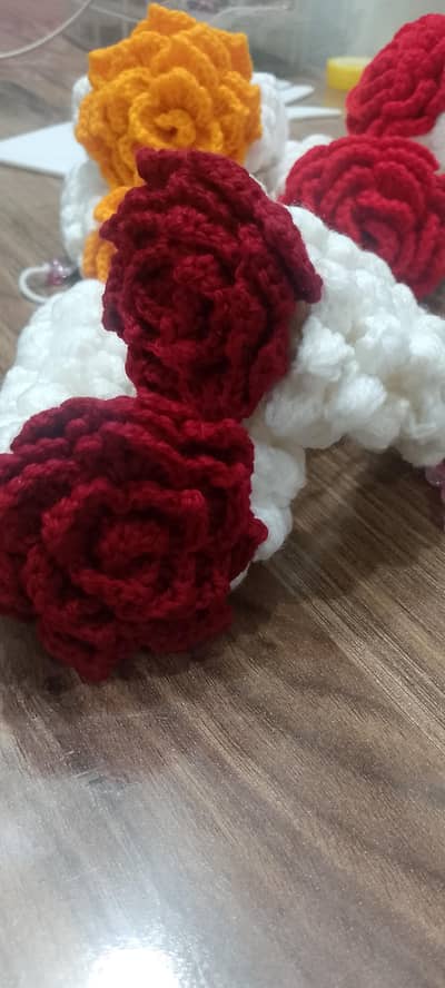Crochet rose gajra // crochet Gajry