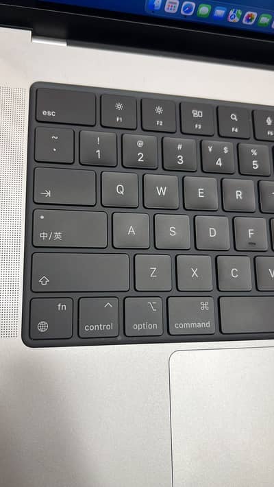 Macbook Pro M3 Pro chip 14'inch 18/512 - Apple
