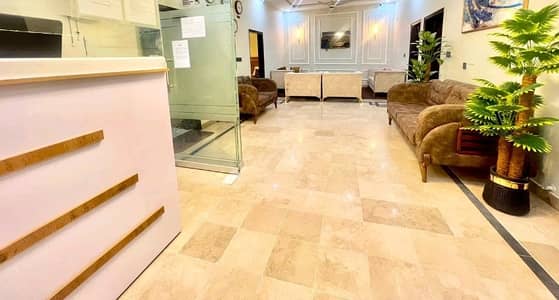 240 Square Yards House In Gulshan-E-Jamal For Sale
