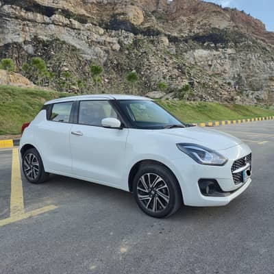 Suzuki Swift GLX CVT 2022