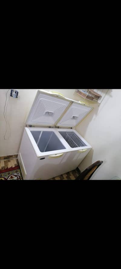 waves fridge + refregrator