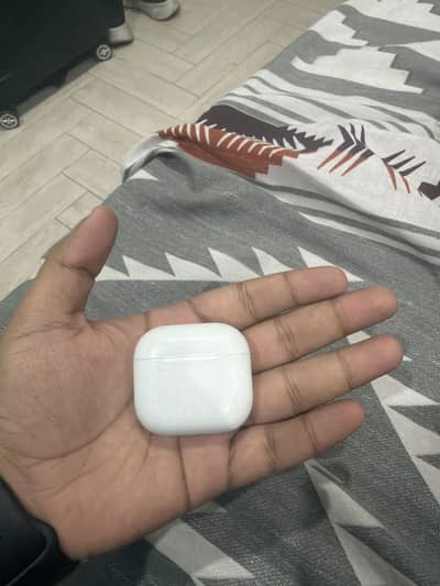 Airpods 4