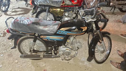 unique 70c xtreme gold edition Matained seld engine bike no any work