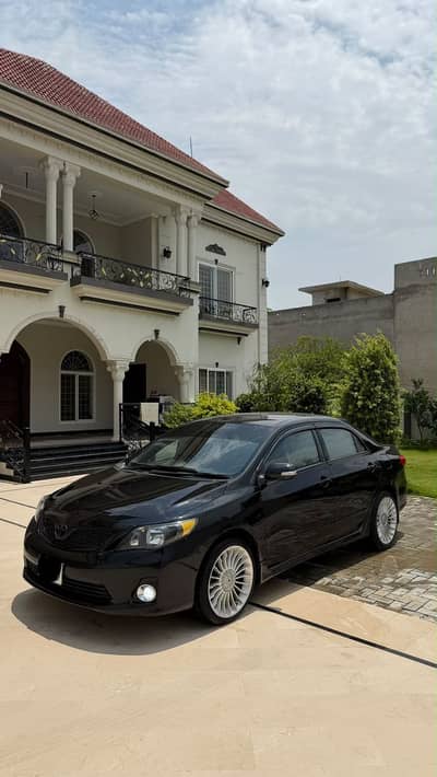 Toyota Corolla GLI 2014 Limited Addition