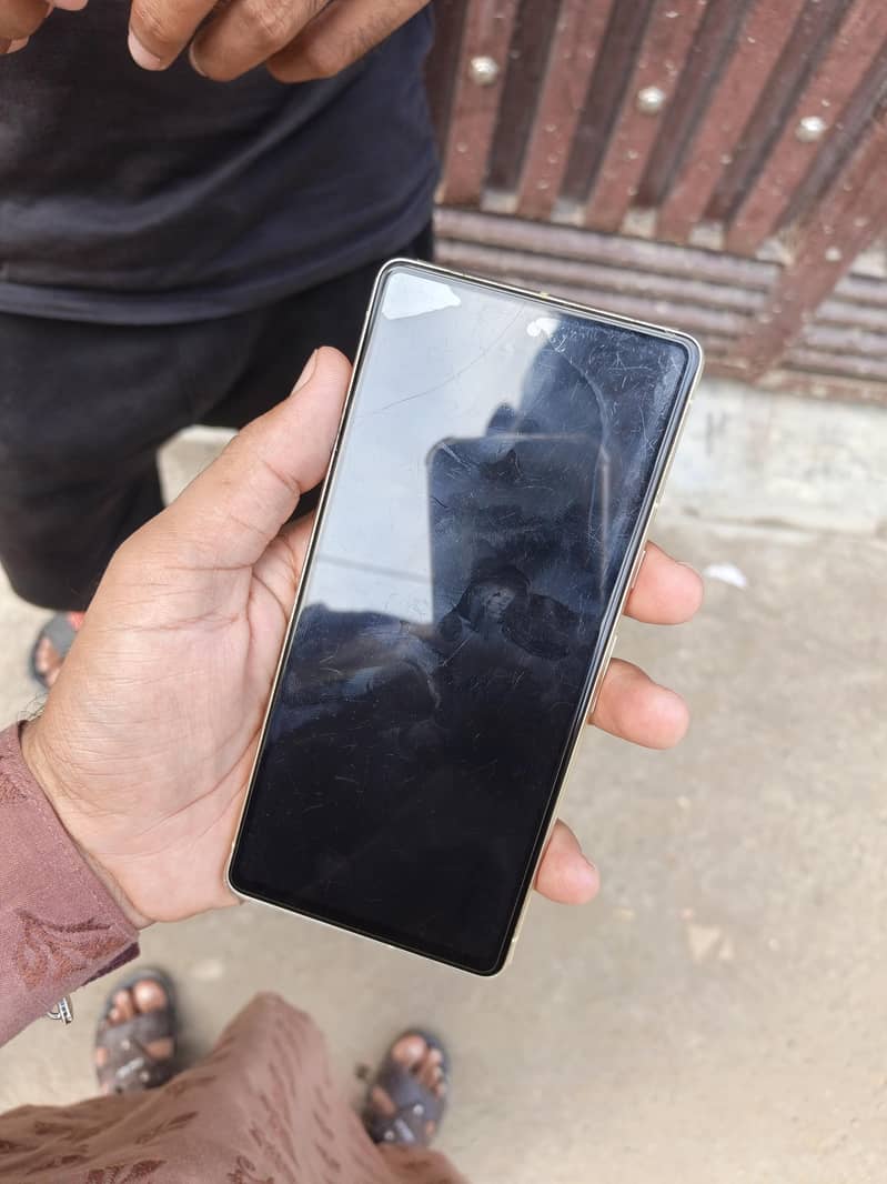Google Pixel 7 5