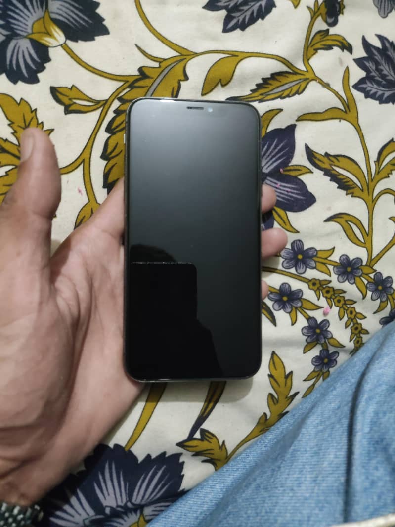 Apple iPhone X 2