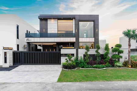 ANW REAL ESTATE PROUDLY OFFERS: 1 KANAL ELEGANT AND FULLY MAINTAINED SUPER HOT LOCATED BUNGALOW IS AVAILABLE IN THE BEST BLOCK OF DHA PHASE 4 LAHORE.