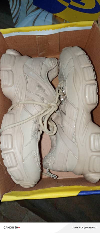 For Sale: Girls ZK tik toker sneakers  **Details:**