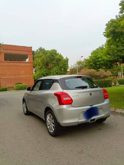 SUZUKI SWIFT GL 2022 MODEL TOTAL GENUINE  LIKE A GEM.