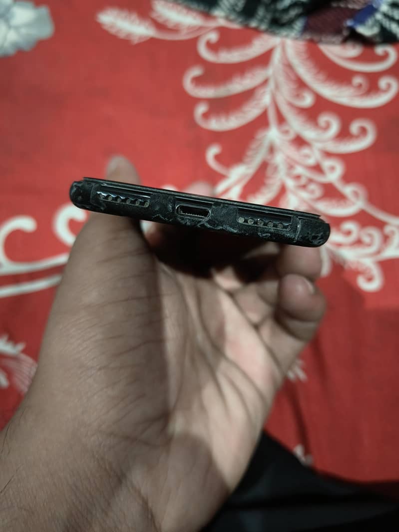 Apple iPhone 7 3