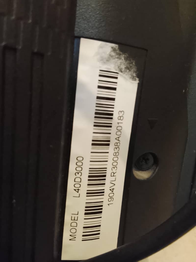 TCl-led panel broken 1