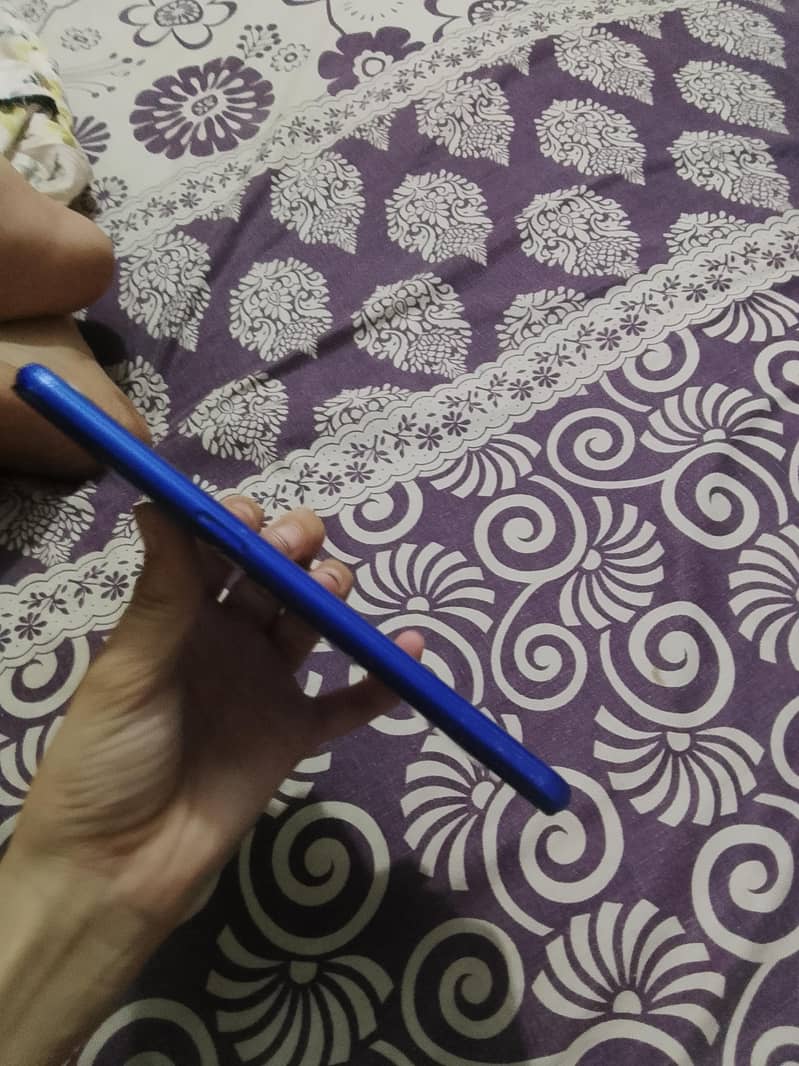 Realme C2 5