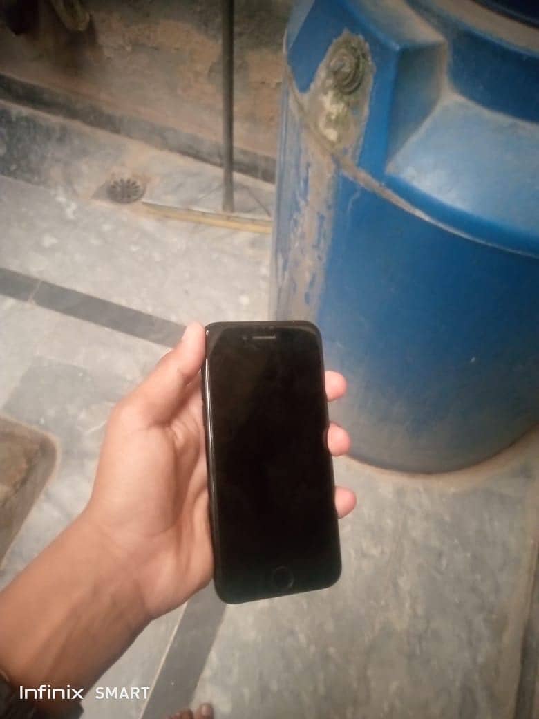 Apple iPhone SE 1
