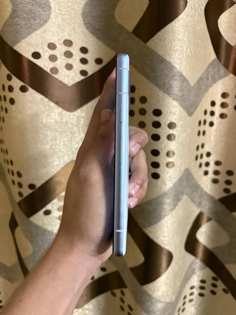 Google Pixel 7a 3