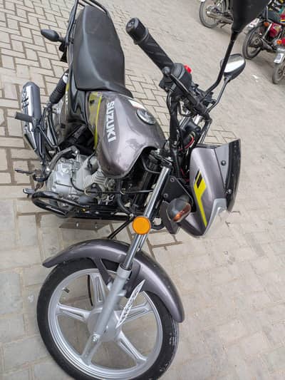 Suzuki gd110s (serious log contact krein)
