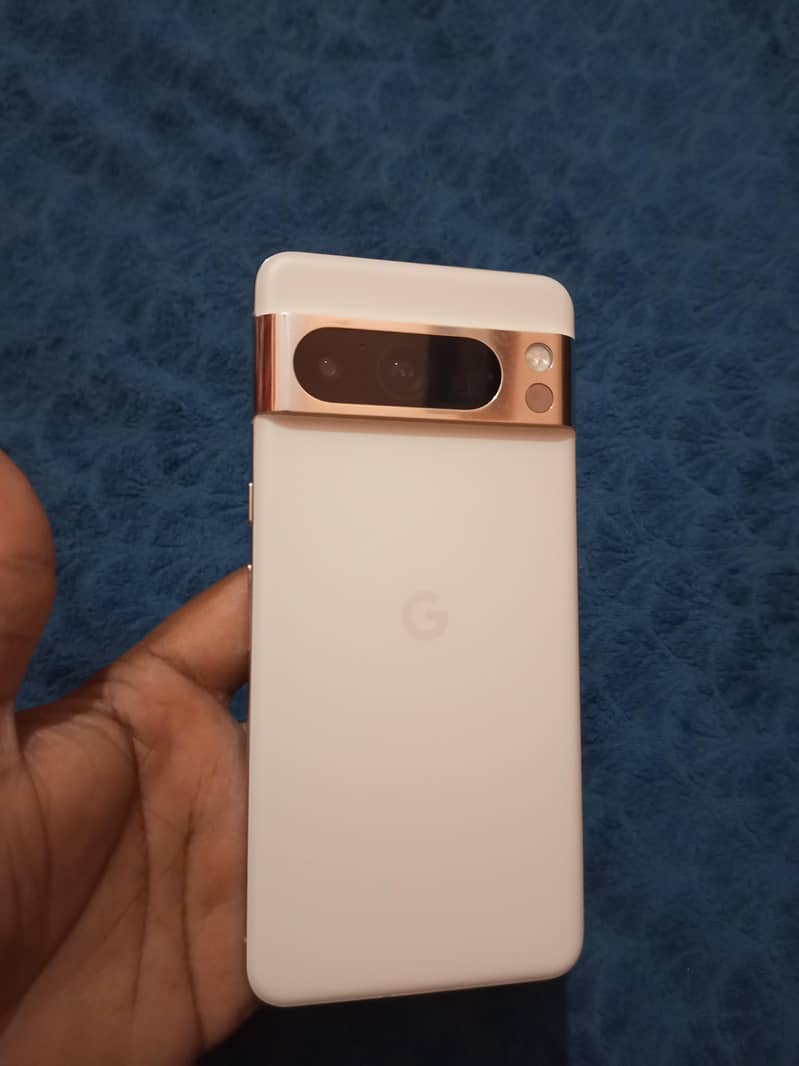 Google Pixel 8 Pro 0