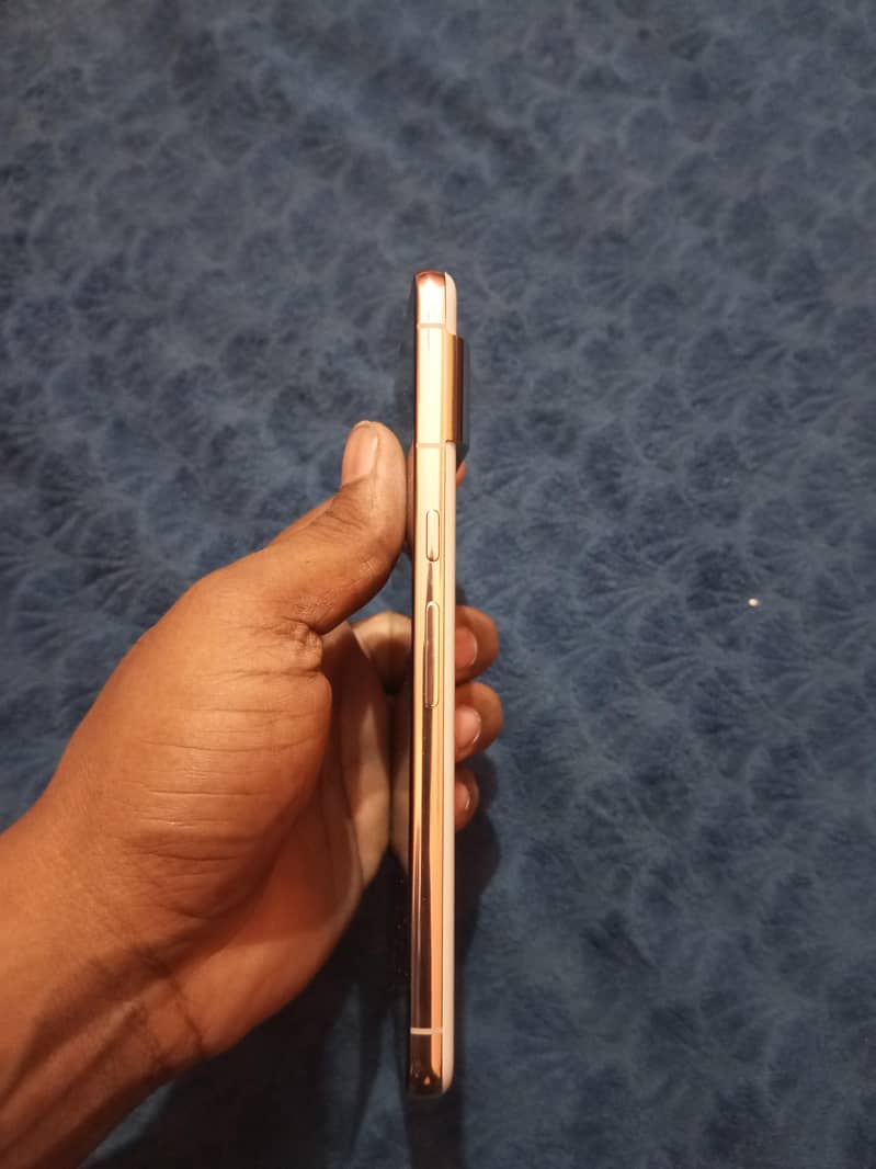 Google Pixel 8 Pro 4
