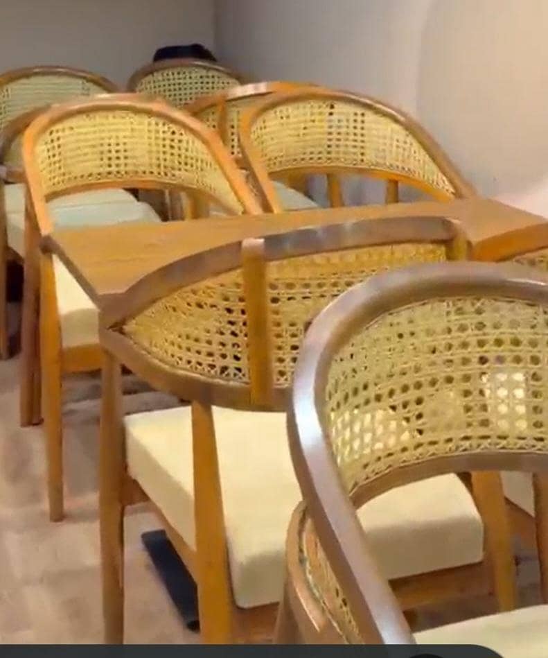 Dining chairs 0