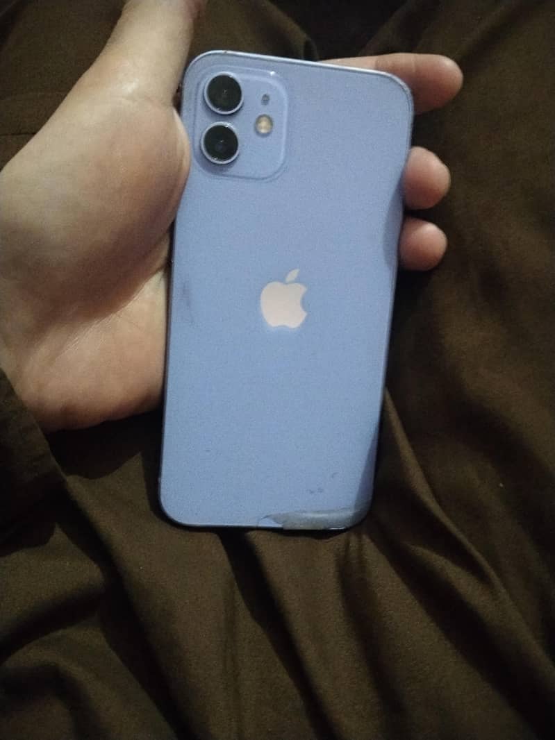 Apple iPhone 12 2