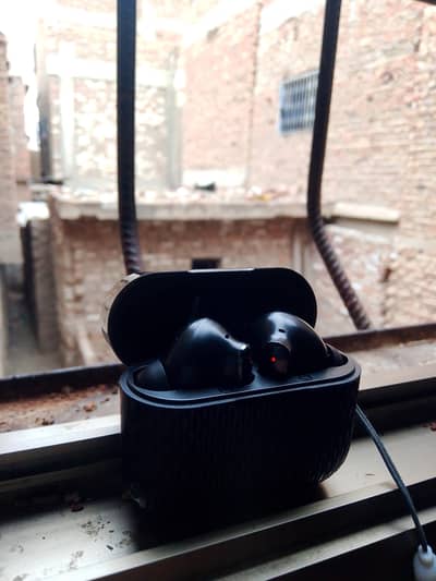 S PRO 5 EARBUDS PREMIUM QUALITY  Noise cancellation