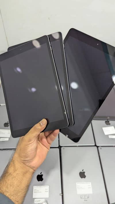 Apple iPad 7th Generation 32 GB