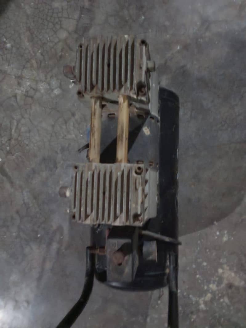 Air compressor 4