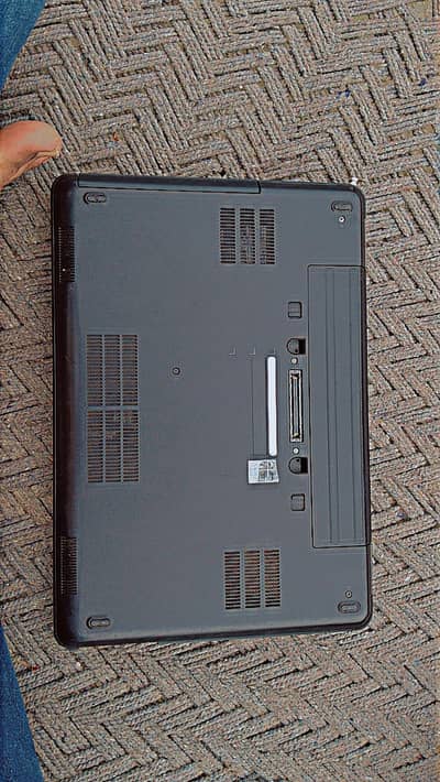 dell i5.4th generation 8gb ram 360gb