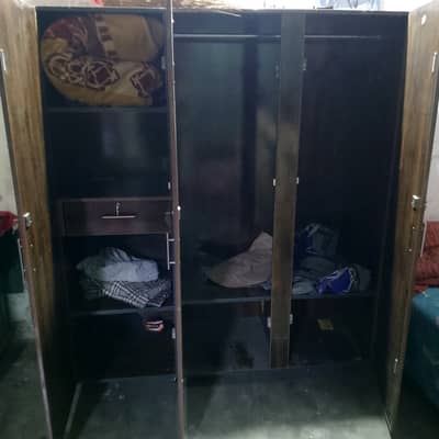 Almari. . . . . . For Sale.