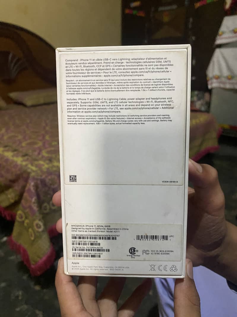 Apple iPhone 11 4