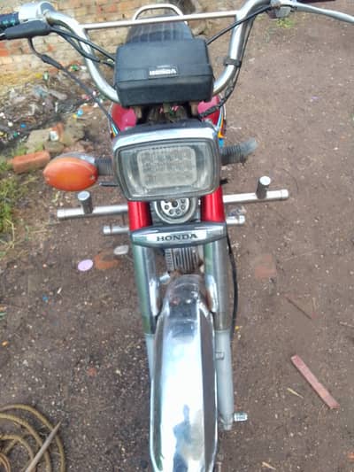 Honda 70 2004