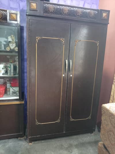 safe almari and dressing table
