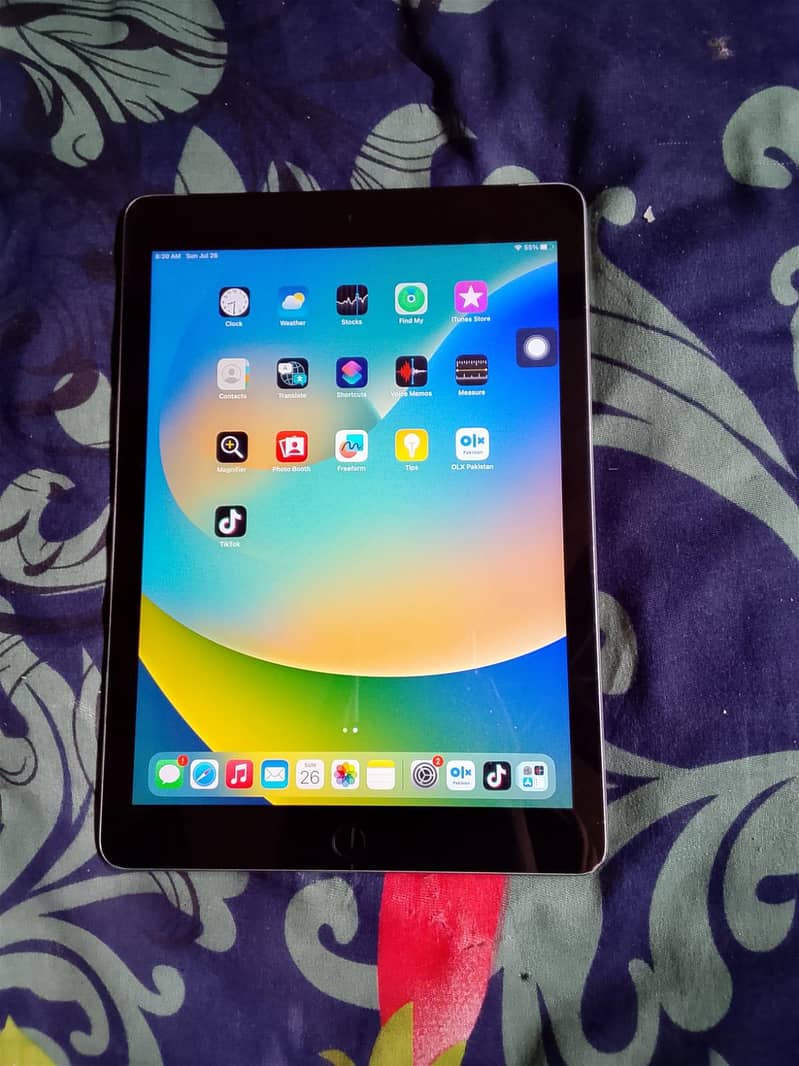 ipad 5th generation 13