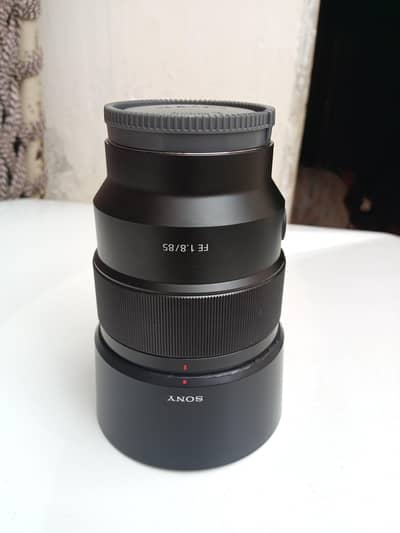 Sony FE 85mm 1.8 Lens for sale