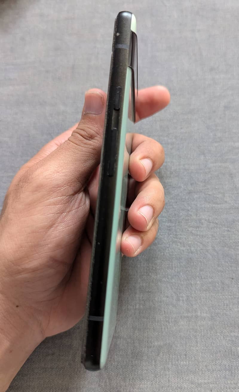 Google Pixel 6a 3