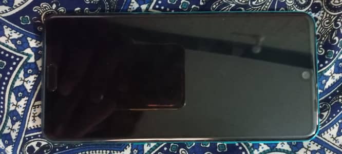 aquos r3