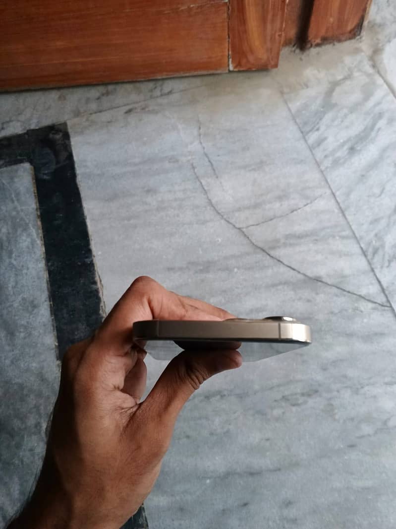 Iphone 13 pro max 5