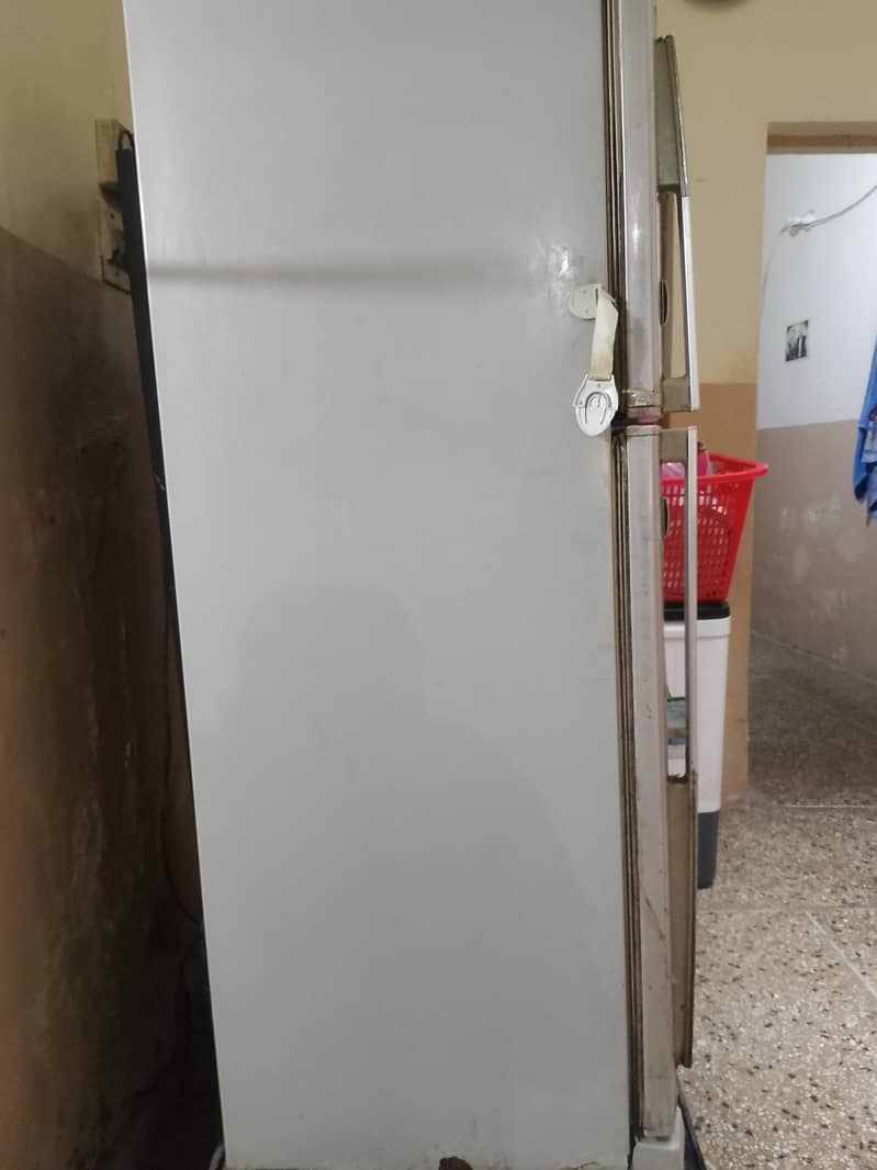 Refrigerator 1