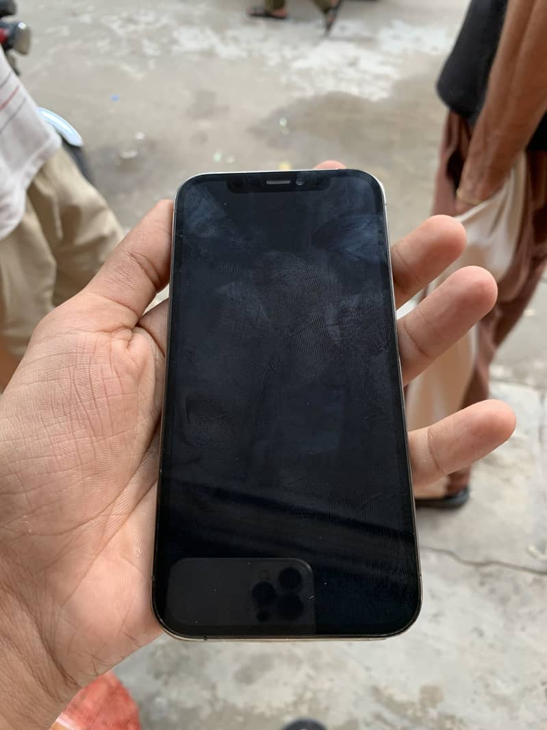Apple iPhone 12 Pro 1